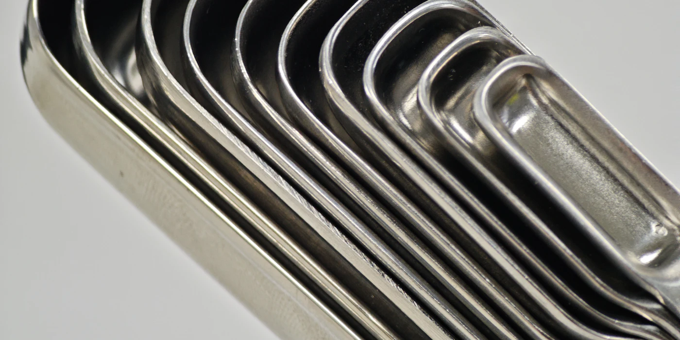 Set of stainless steel measuring spoons